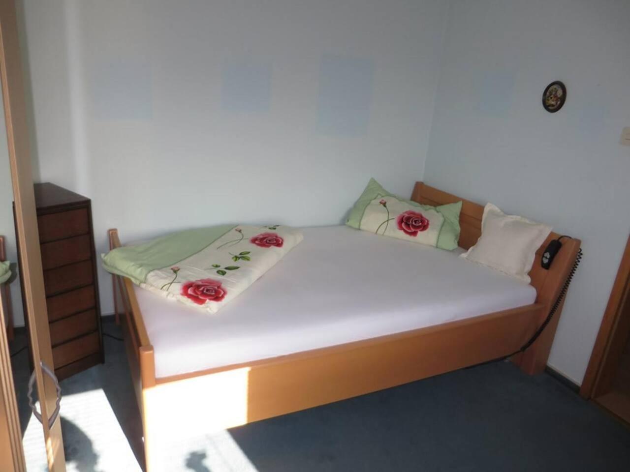 Entire House, Quiet City Location, Garden, Parking Bielefeld Zewnętrze zdjęcie